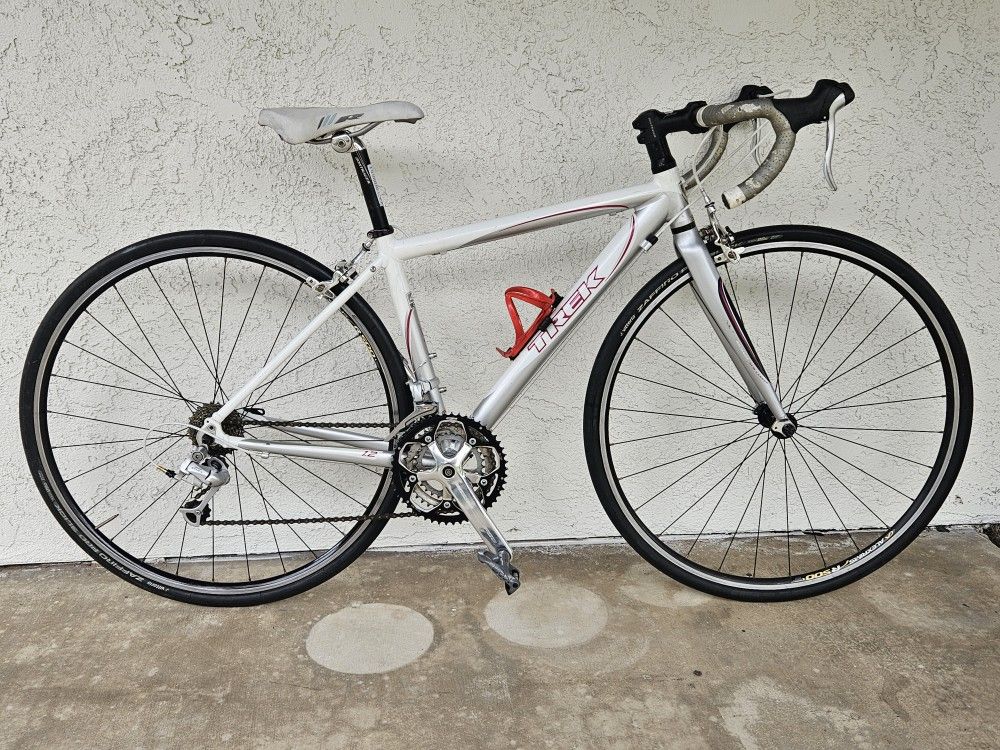 2009 Trek 1.2 Road Bike