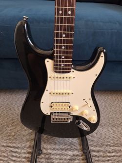 Fender Squier Standard HSS black metallic electric guitar