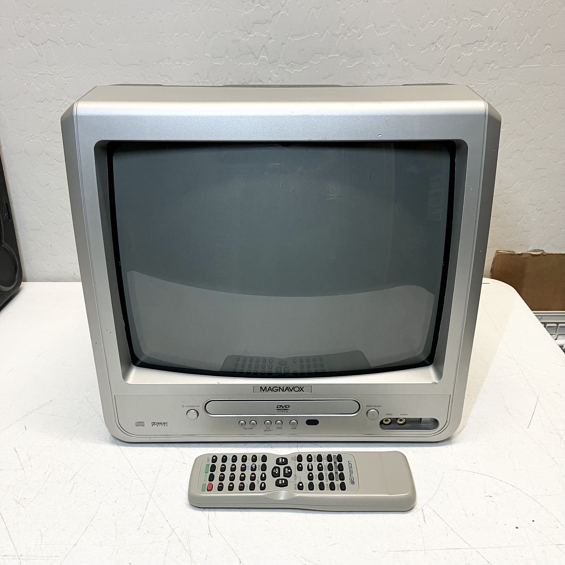 13” Magnavox Crt Gaming Tv With Dvd (Mwc13d6)