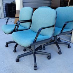 (4) Vintage 1993 Steelcase Mid Century Modern Swivel Chairs