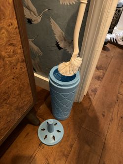 Free Toilet Brush & Container
