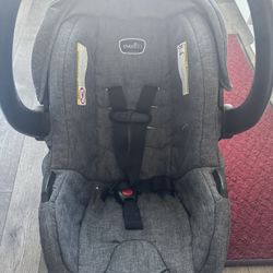 Baby Car seat/ Bassinet