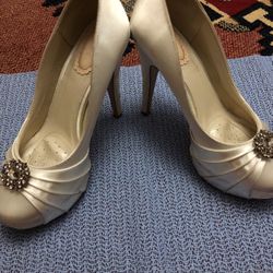 Bridal shoes