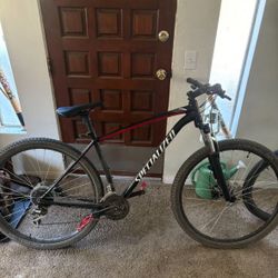 Specialized Mountain Bike - Rockhopper - 29er 
