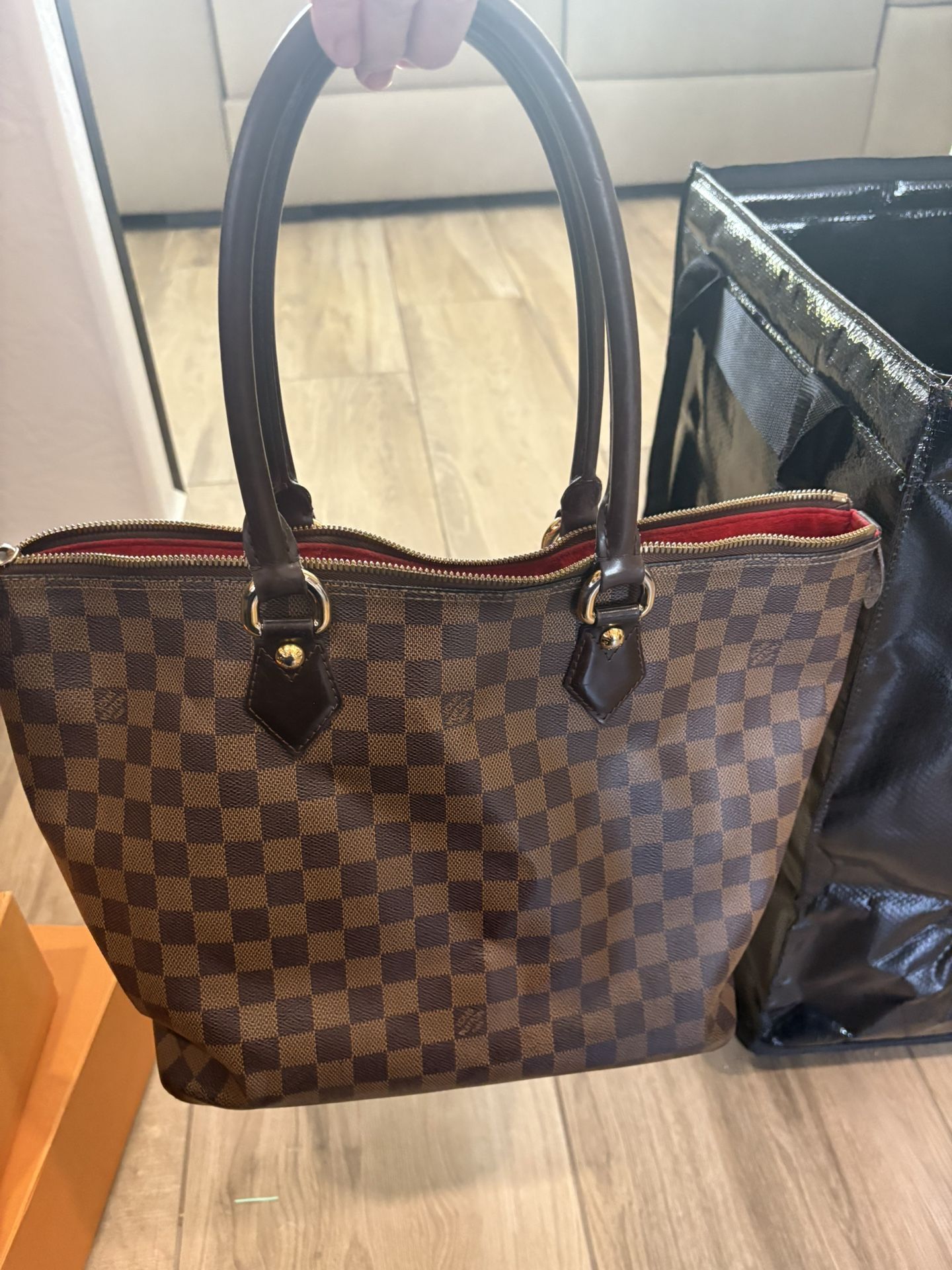 louis vuitton Damier Ebene Saleya MM