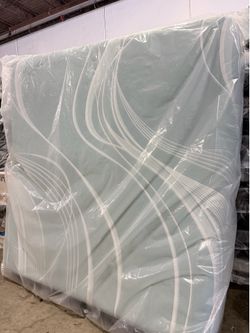 SALE 💥 King mattress Tempurpedic LuxeAdapt soft / medium hybrid 2.0 💥 Take it today for only $50 DOWN P