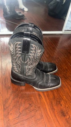 Ariat western wide square toe cowboy boots size 7
