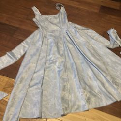 Vestido Nuevo Size M $8 