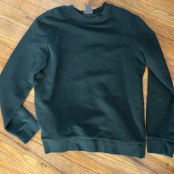 Men's Green ribbed crewneck shirt size medium 