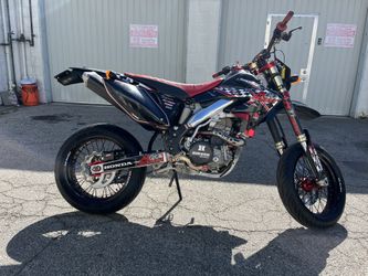 SUZUKI RMX 250 SUPERMOTO 2 STROKE 25OCC Great For SUPERMOTO Tracks