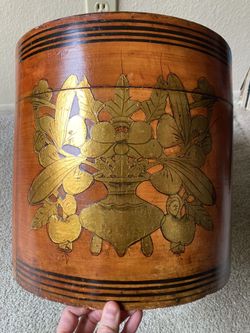 Antique Vintage Chinese Hat Box