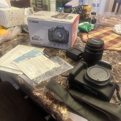 Canon Rebel T7