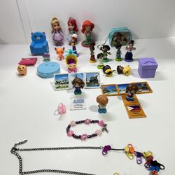 Lot miscellaneous toys for girls