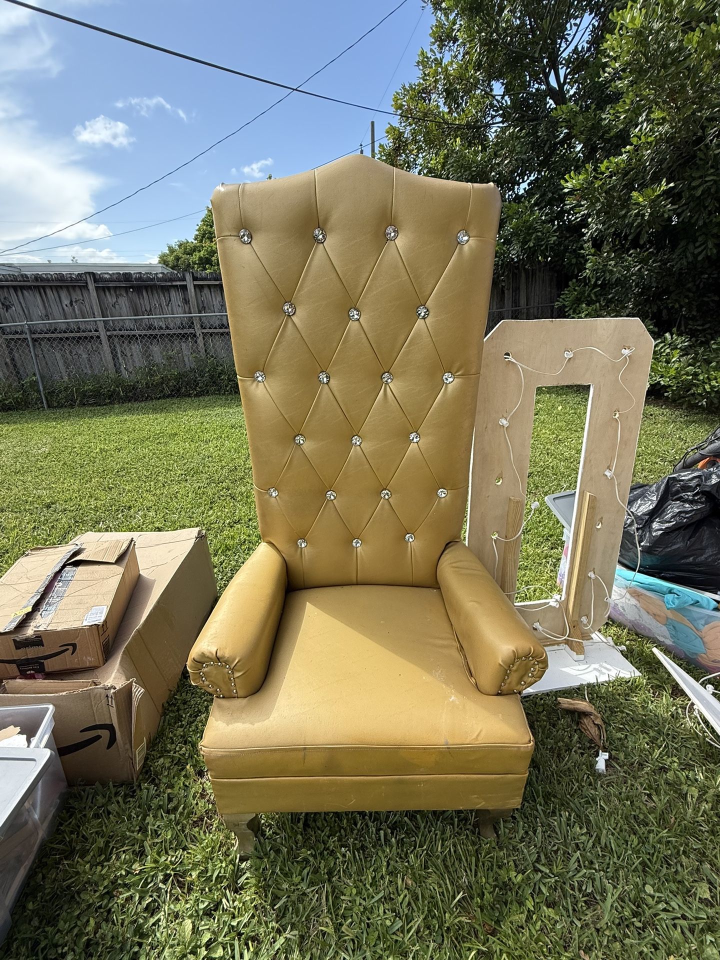 Party Chair