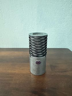 Aston Origin microphone