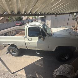 GMC Sierra 1979 Engine 350