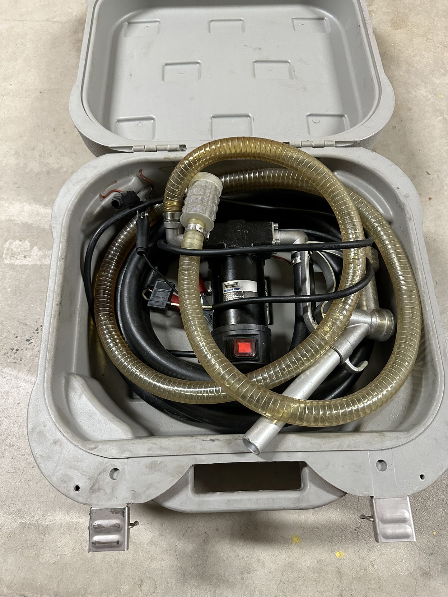 Roughneck Portable 12V Diesel Fuel Transfer Pump Kit