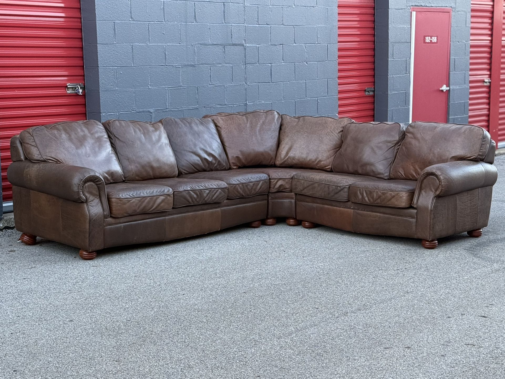 Brown Leather Sectional – Leather Center (Style: “Wyoming”) – Free Curbside Delivery