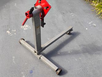 Engine Stand with Casters