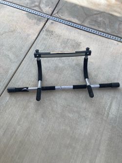 Push- up bars