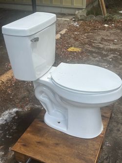 Like new toilet