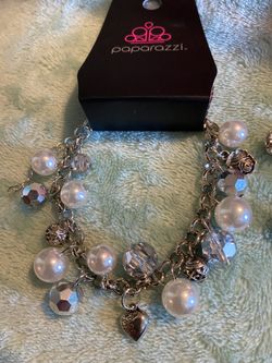 Paparazzi bracelet brand new 5.00 each pick up only