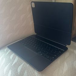 Apple Magic keyboard- 13inch