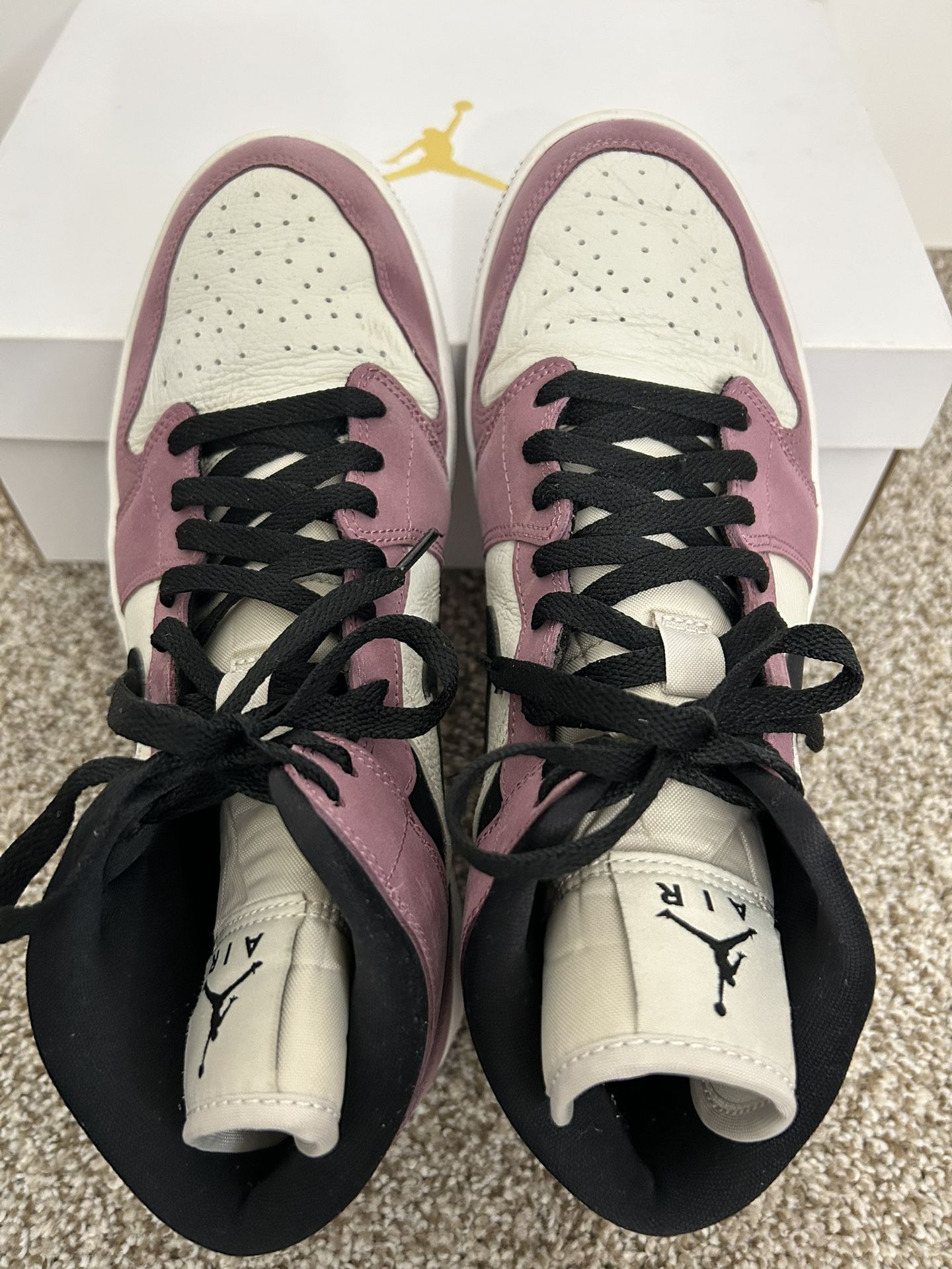 WMNS Air Jordan 1 Mid SE, DC7267 500, size 11