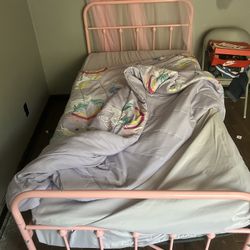 Girl’s Bed