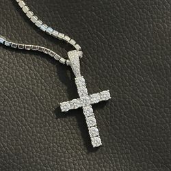 14k White Gold Platted Necklace And Cross Charm