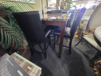 BRAND NEW BROWN FAUX MARBLE COUNTER HIGH DINING TABLE  (42'X42"X36"H) + 4 BROWN VINYL CHAIRS