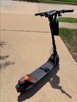 Segway P65 Scooter. Very Fast!
