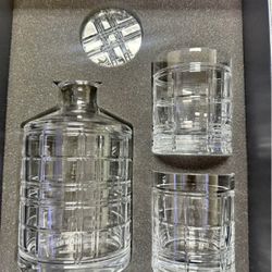 Ralph Lauren Crystal Hudson Plaid decanter and whiskey glasses boxed set