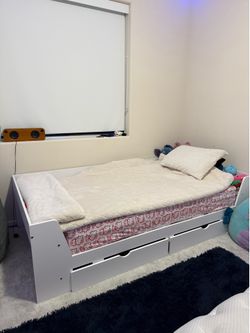 White Modern Twin bed frame & mattress