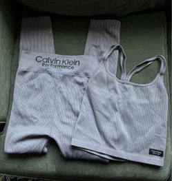 Calvin Klein performance set