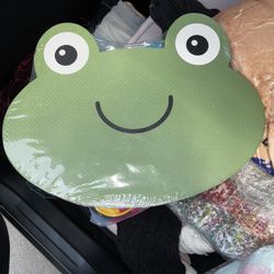 Frog Kneeling Pad