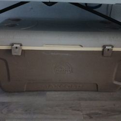 Igloo Maxcold Works Great