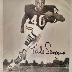 Gale Sayers Autographed Photo