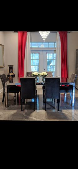DINING TABLE SET w/ 6 Chairs *Stunning like NEW - never used LUXURY SET