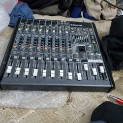 Mackie Profx12