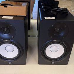 Yamaha HS7 100W series monitor w box no trades not sold separate pick up in Tacoma  FIRM PR