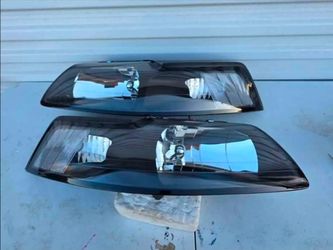 99-04 Ford Mustang Headlights Luces
Micas Calaveras Faros Faroles Focos
Headlamps