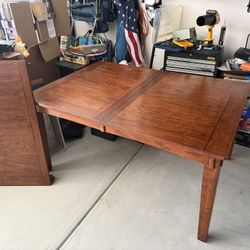 Dining Table Set With Expansion Leaf And 4 Chairs