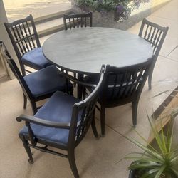 Solid Oak Dinning/kitchen Round Table With 6 Chairs And 2 Leaves