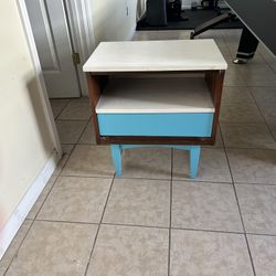 Mid Century Vintage Side Table Nightstand 