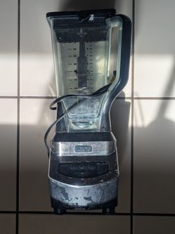 Ninja professional blender high power 1000w puree juicer mixer Vitamix KitchenAid breville Cuisinart Williams Sonoma sur la table kitchen food 10 cup