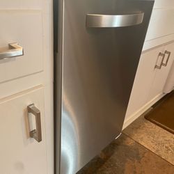 Haier 18” Dishwasher Front Panel ONLY Stainless Steel WD27x23521