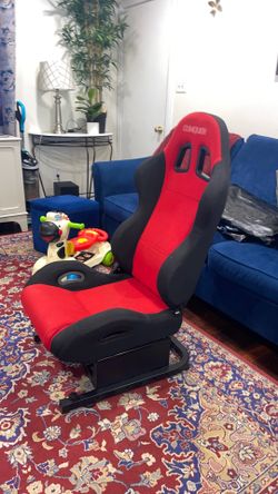 Gaming steering chair