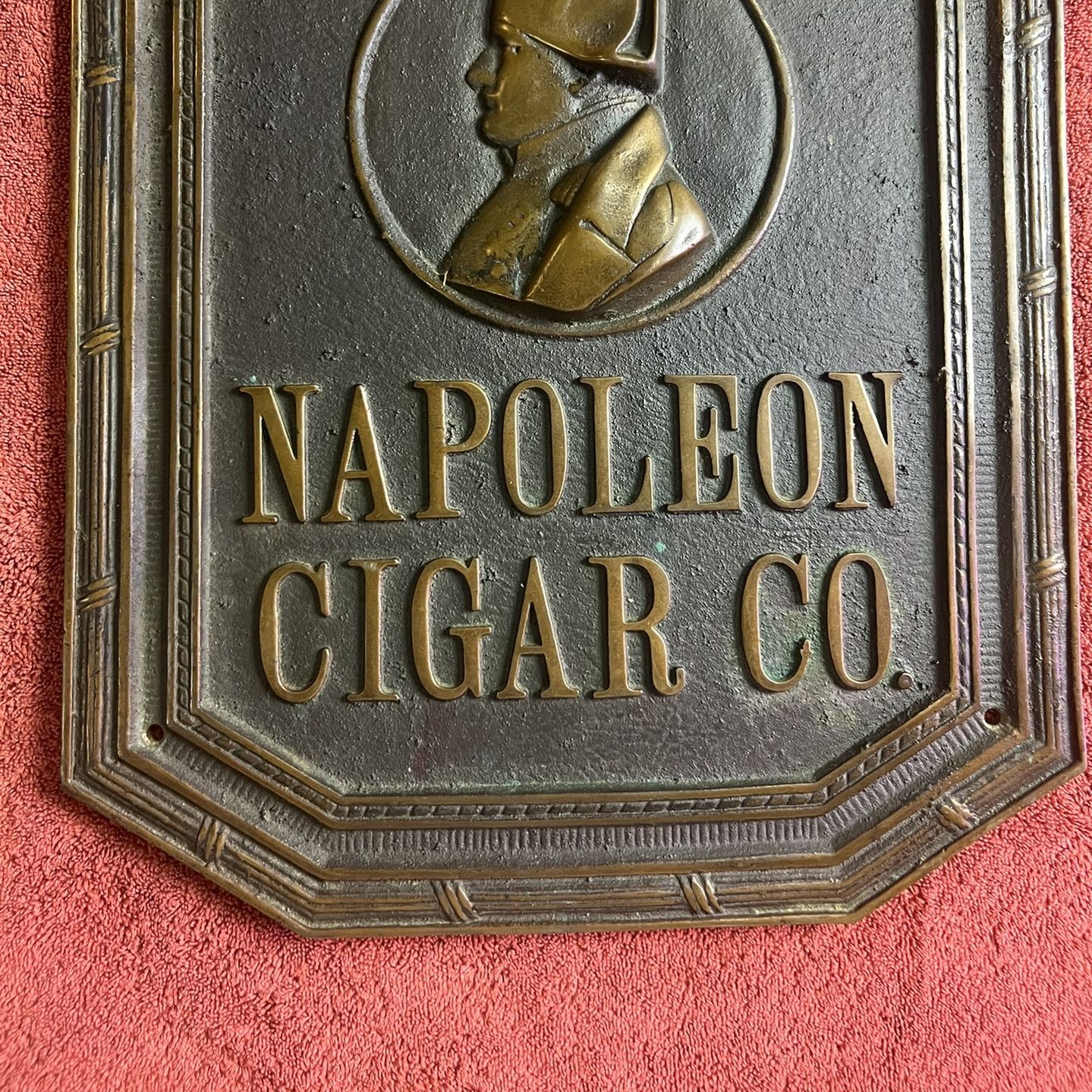 marlboro cigarettes differences Every Marlboro Cigarette Type: A Guide – Saucey Blog
