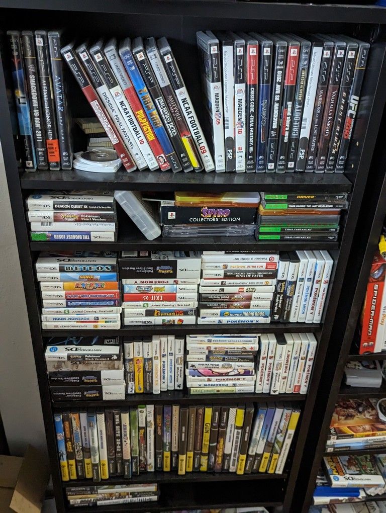 WILL BUY OLDER VIDEO GAMES 